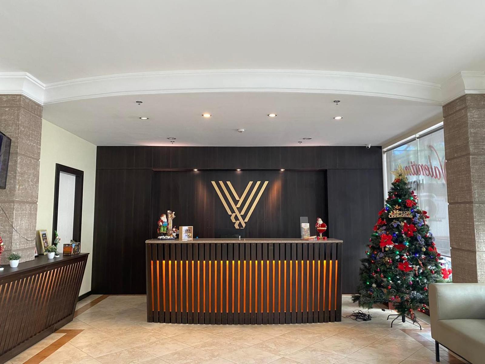 Valentino'S Hotel Angeles Kültér fotó