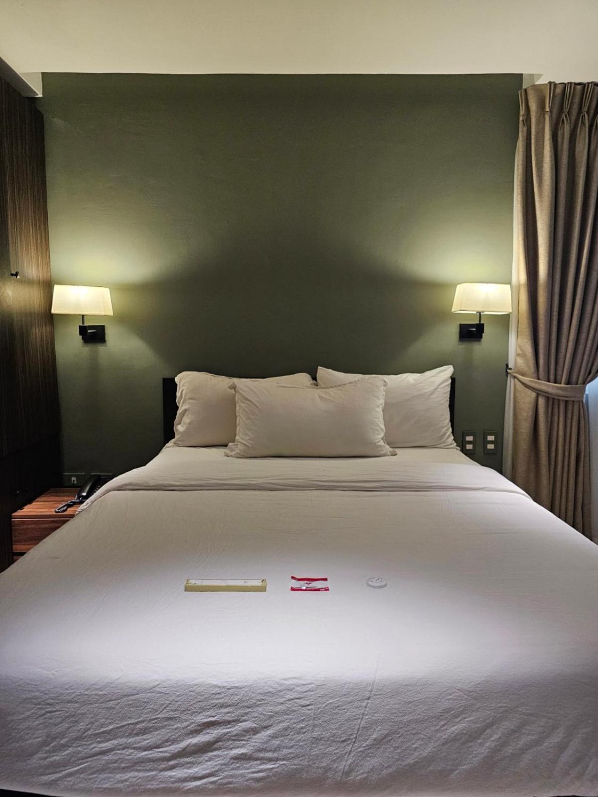 Valentino'S Hotel Angeles Kültér fotó